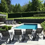 Semesterbostad With Private Pool Spa