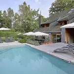 Semesterbostad With Private Pool